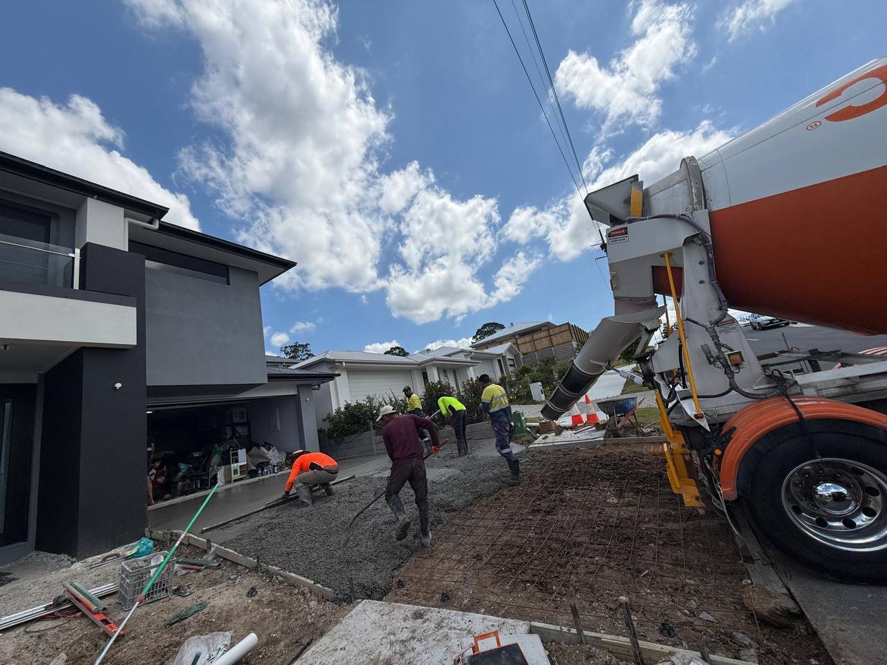 Concrete Driveway Installation - concrete driveways project in Brisbane (photo 6 of 6)