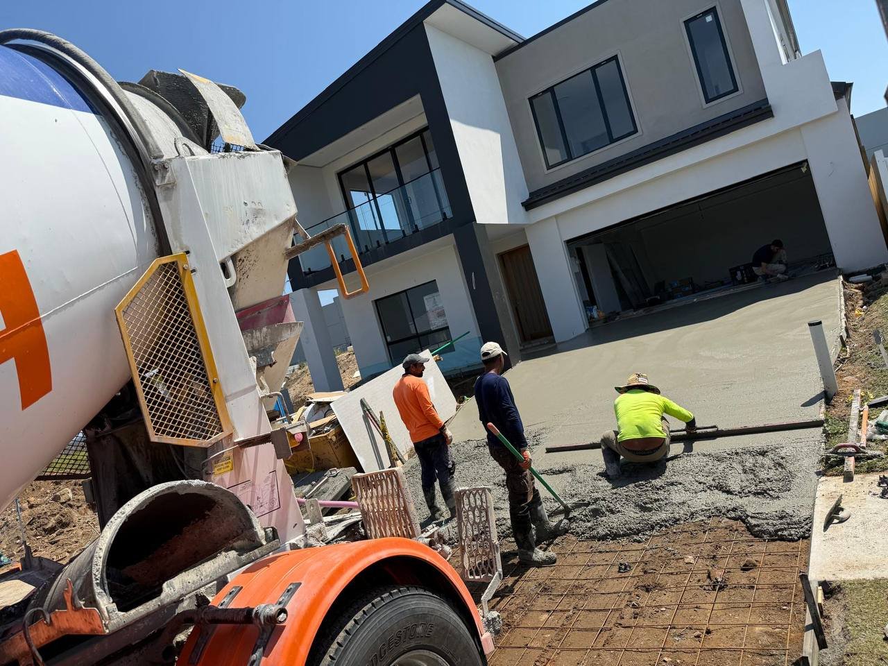 Driveway Concreting - concrete driveways project in Brisbane (photo 7 of 7)