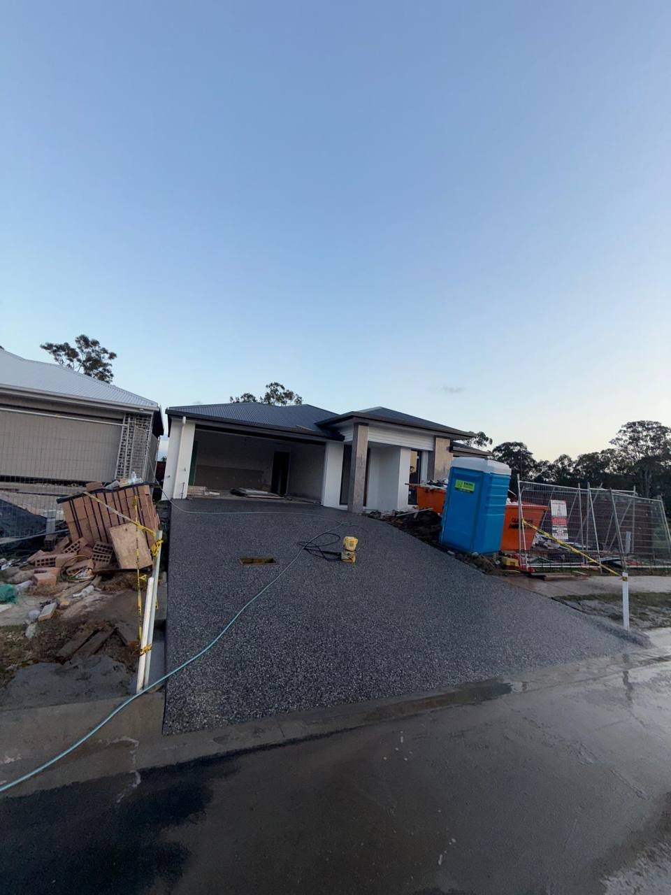 Residential Driveway Concreting - concrete driveways project in Brisbane (photo 2 of 5)